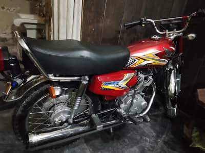 Honda 125 2025 original mileage 10550