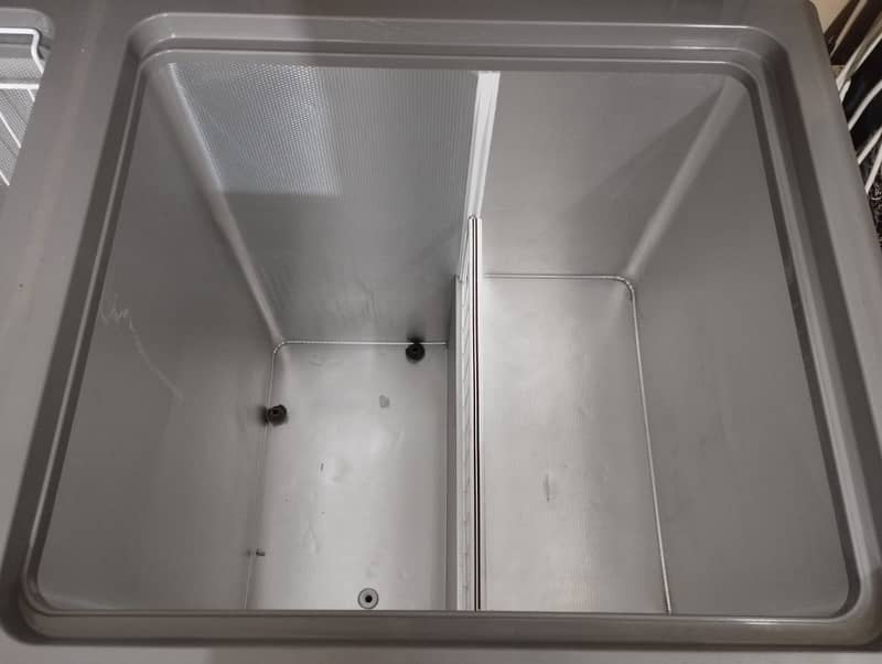 Dawlance refrigerator 2
