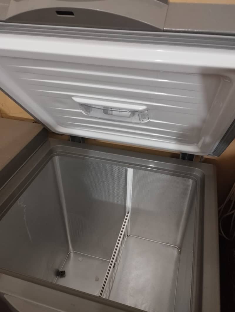 Dawlance refrigerator 6