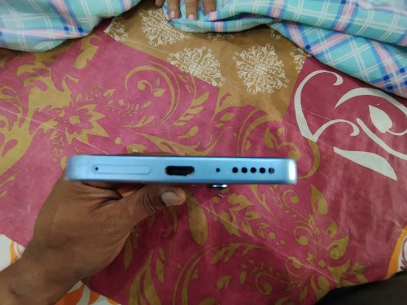 Redmi note 13 (8/128) 3