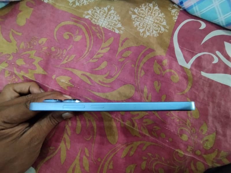Redmi note 13 (8/128) 9