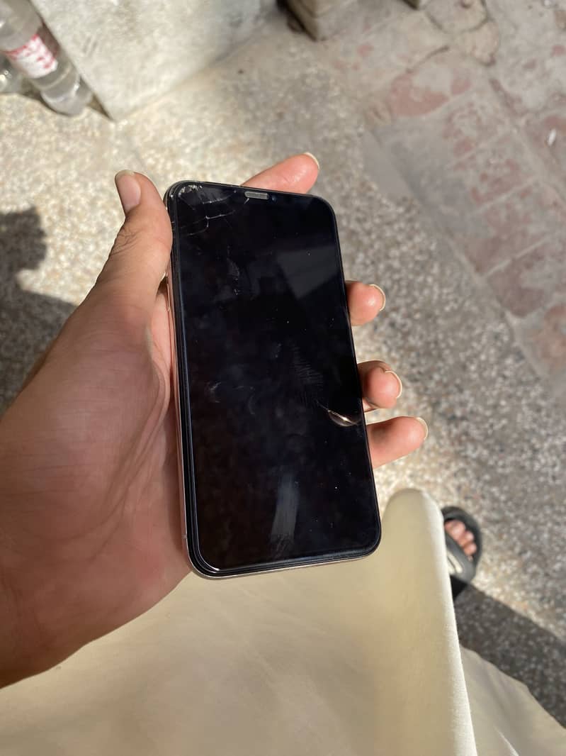 Apple iPhone X 6