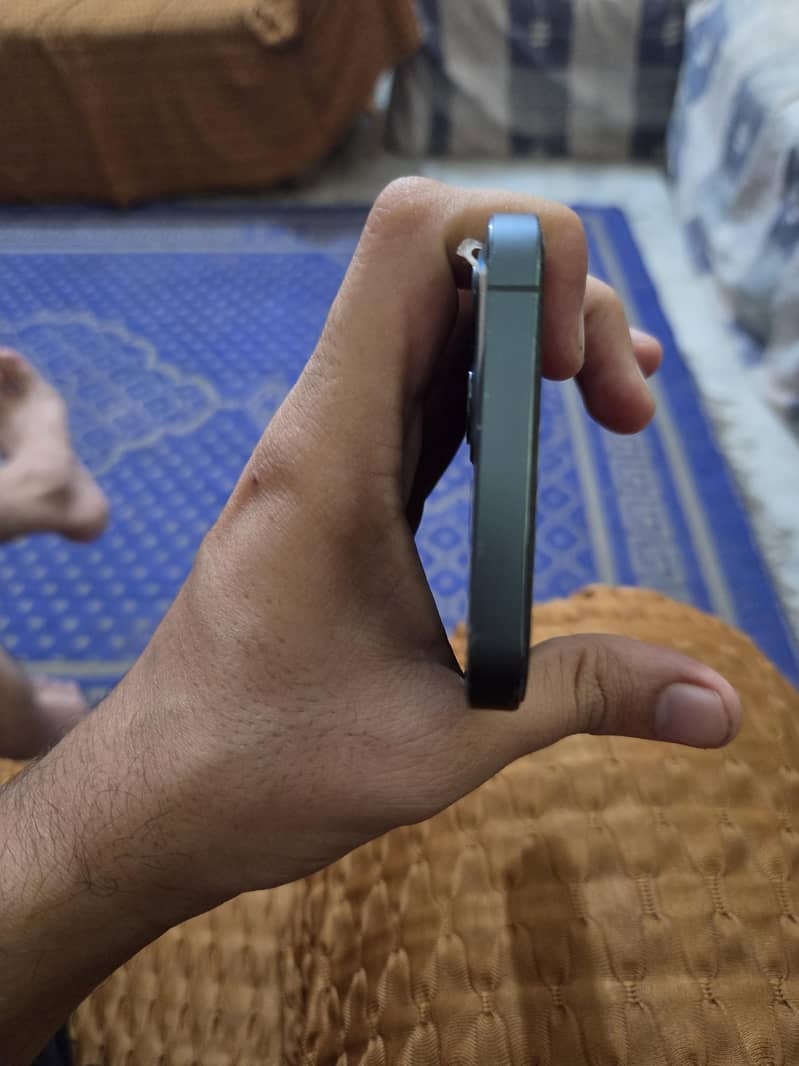 Apple iPhone 12 Pro 1