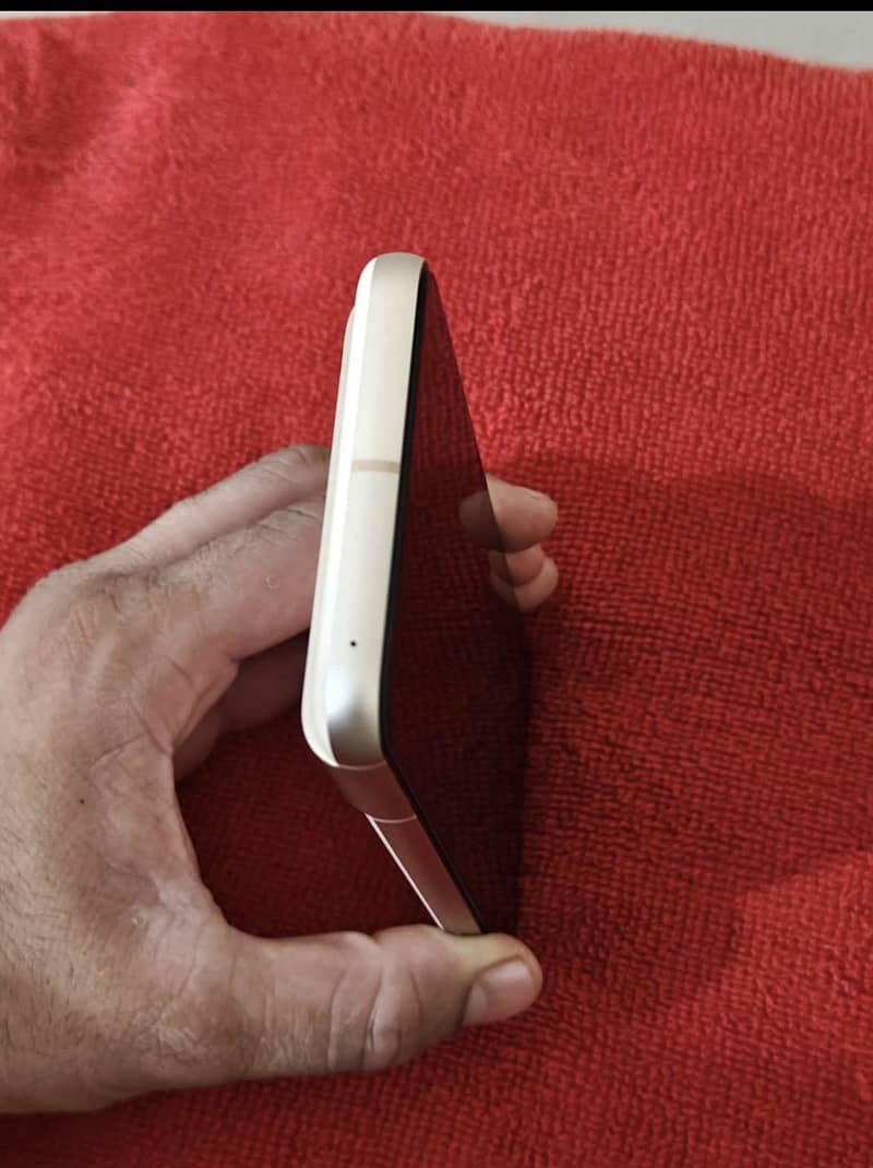 Google Pixel 8 2