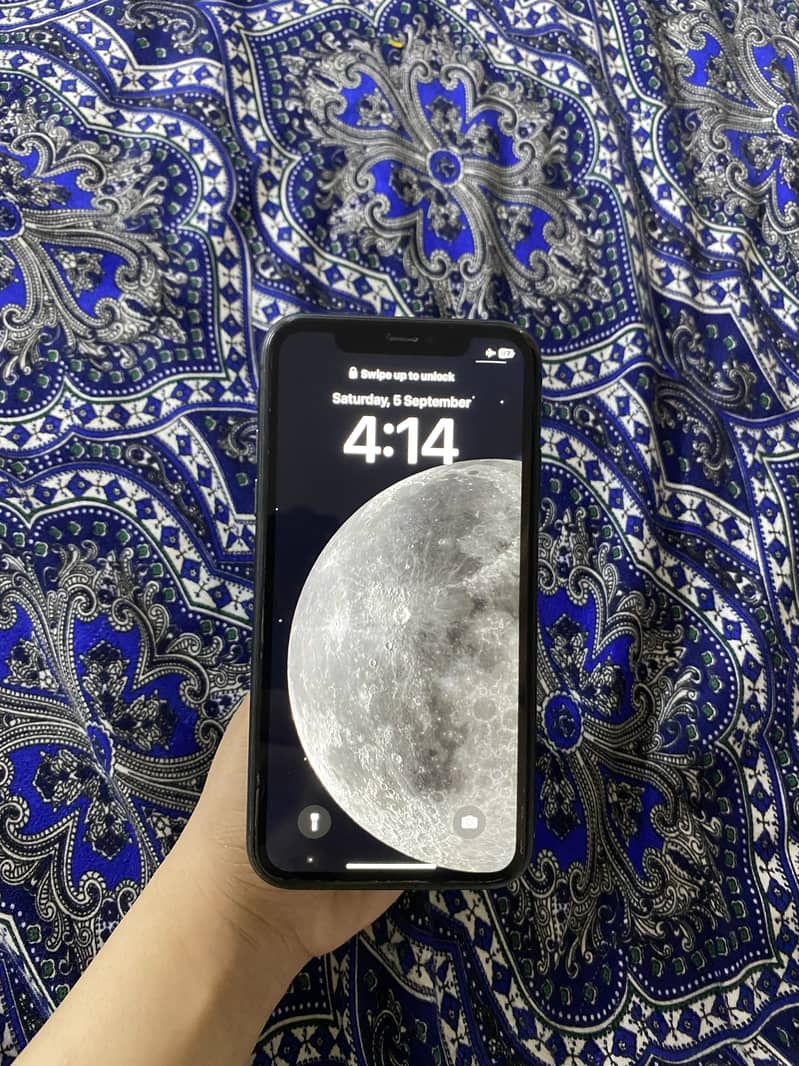 Apple iPhone 11 3