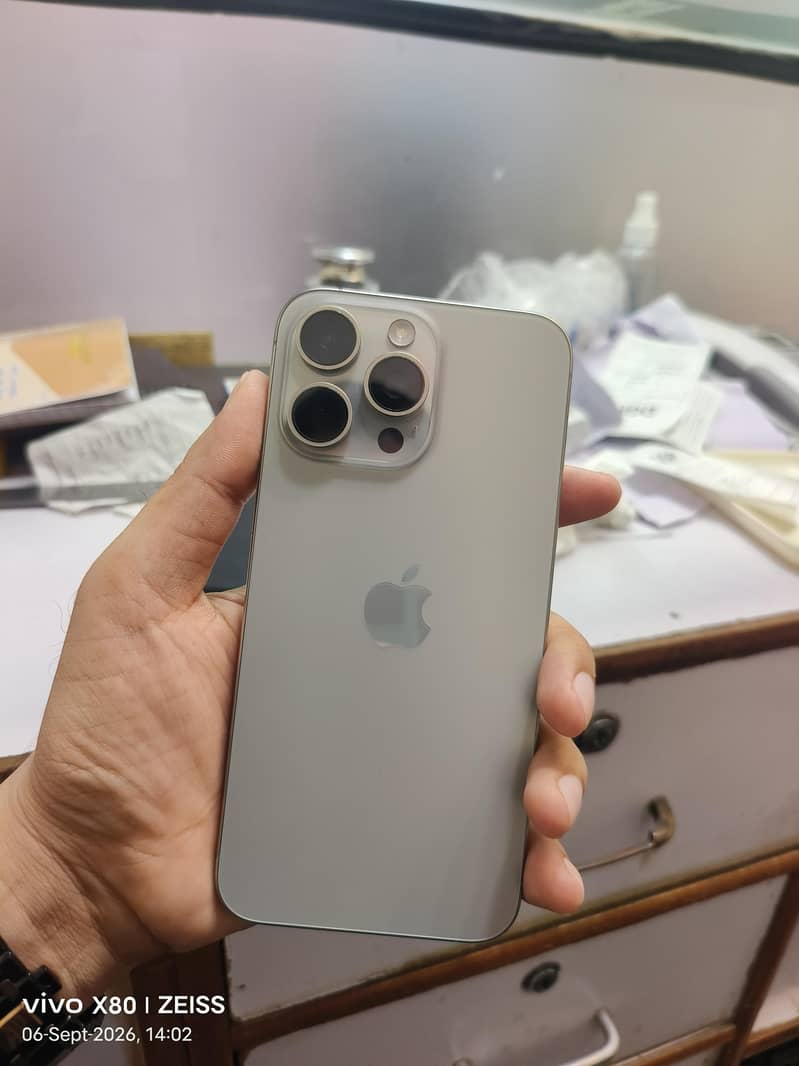 Apple iPhone 15 Pro Max 1