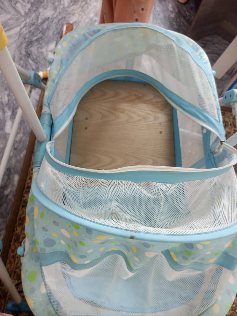 swing for newborn 3