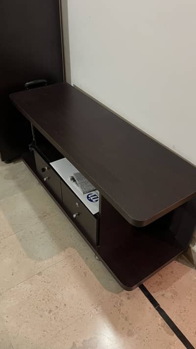 Tv console