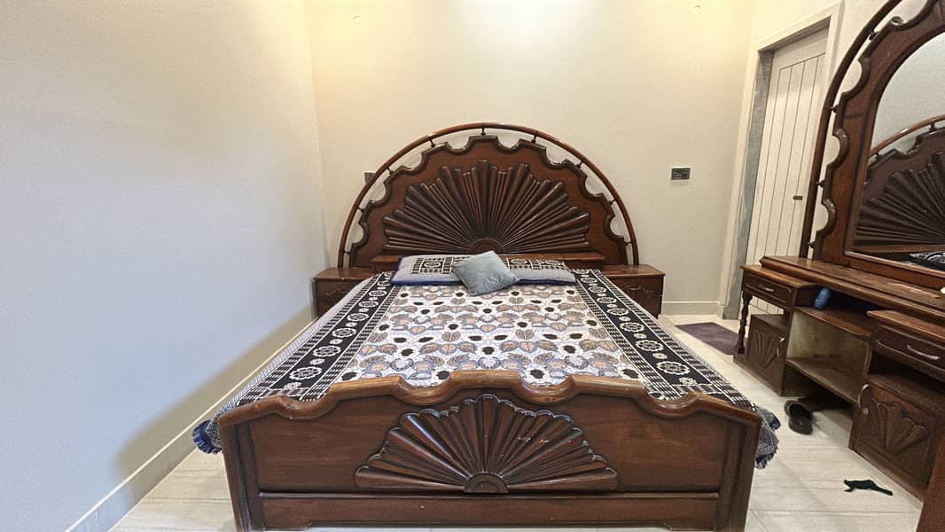 Solid Wood Bed Set 1