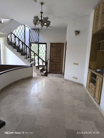 6 bedrooms & 6 bathrooms Full house available for rent inG10