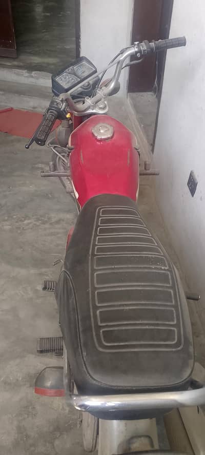all ok cg 125 Honda only service honey wali hy