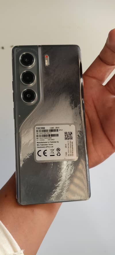 Tecno CAMON 40 Pro