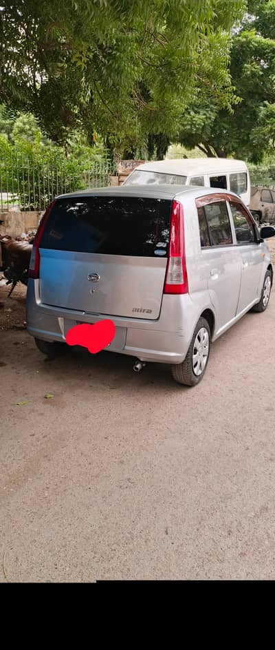 Daihatsu Mira 2006
