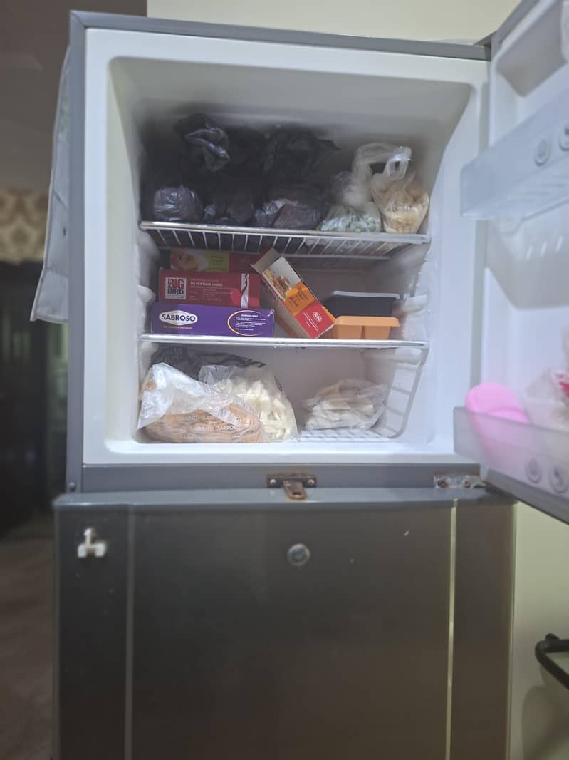 refrigetrator 1