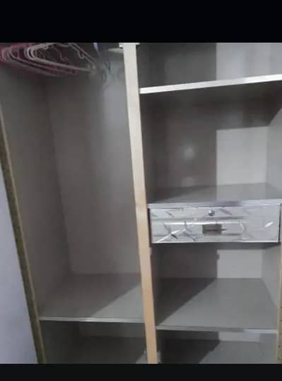 Fine quality heavy cupboard