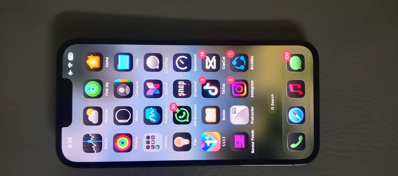 Apple iPhone 13 Pro 1