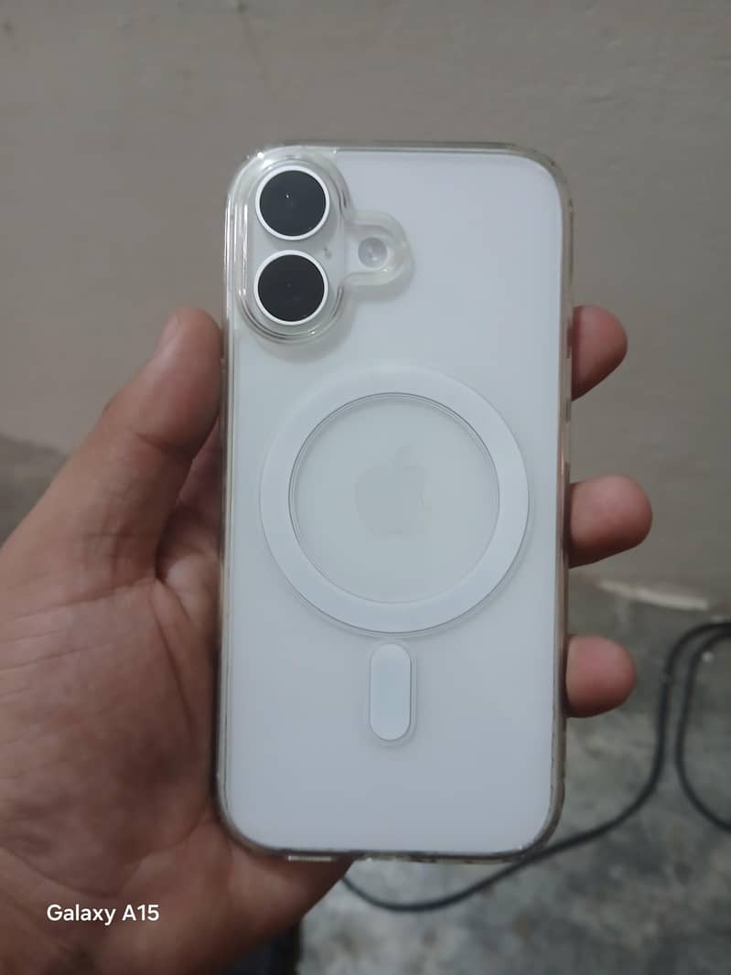 Apple iPhone 17 0