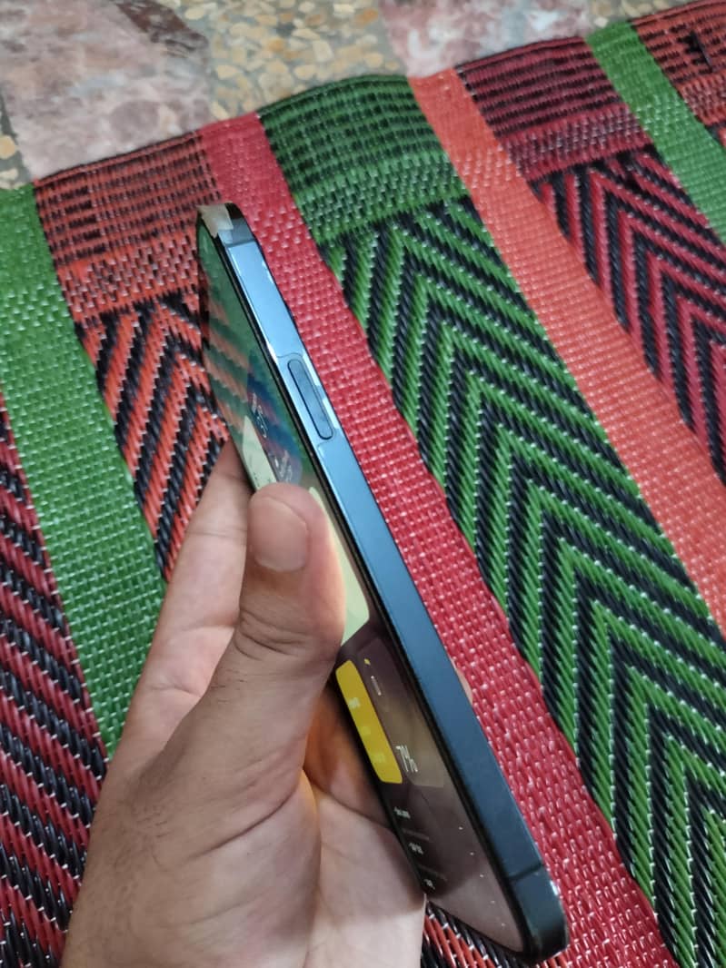 Apple iPhone 12 Pro Max 1