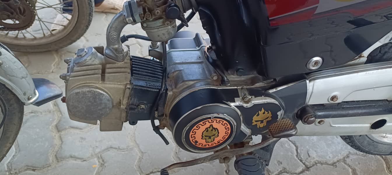 Honda CD 70 2017 4