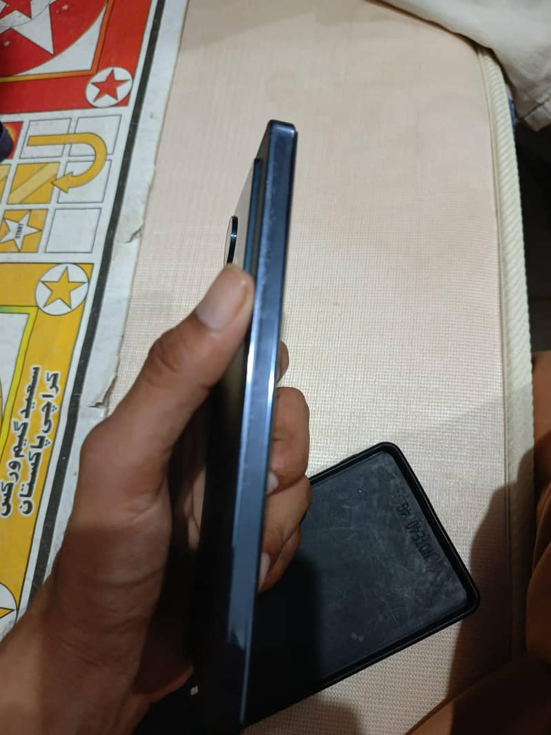 Infinix Note 40 4