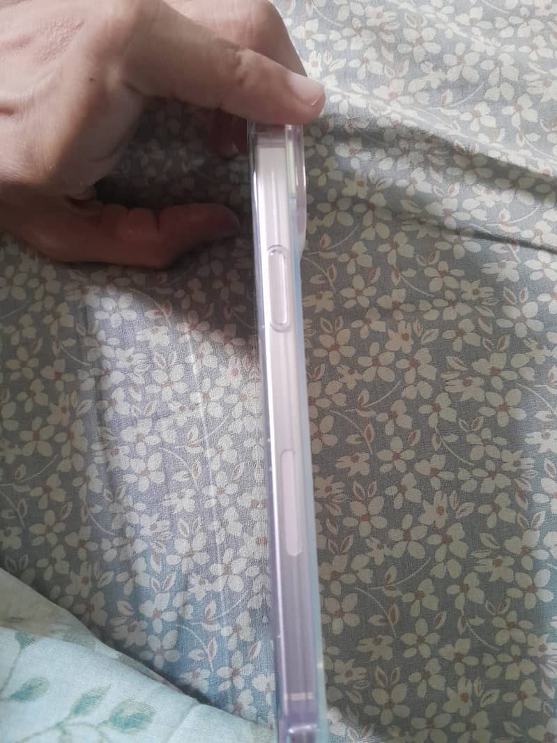 iphone 15 plus LLA version 2