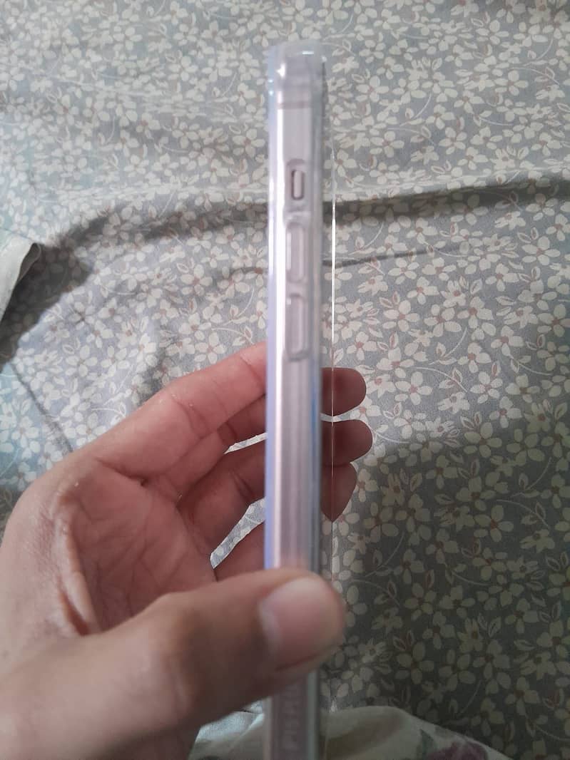 iphone 15 plus LLA version 4