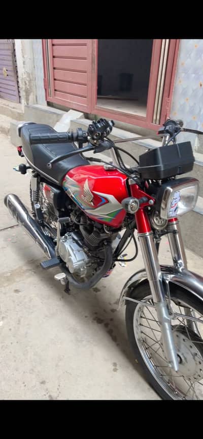Honda 125 modal 23
