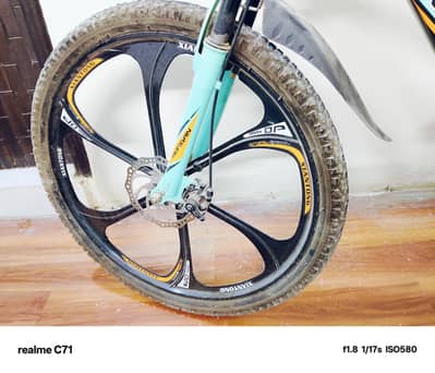 7 Gear Mountain Bike
