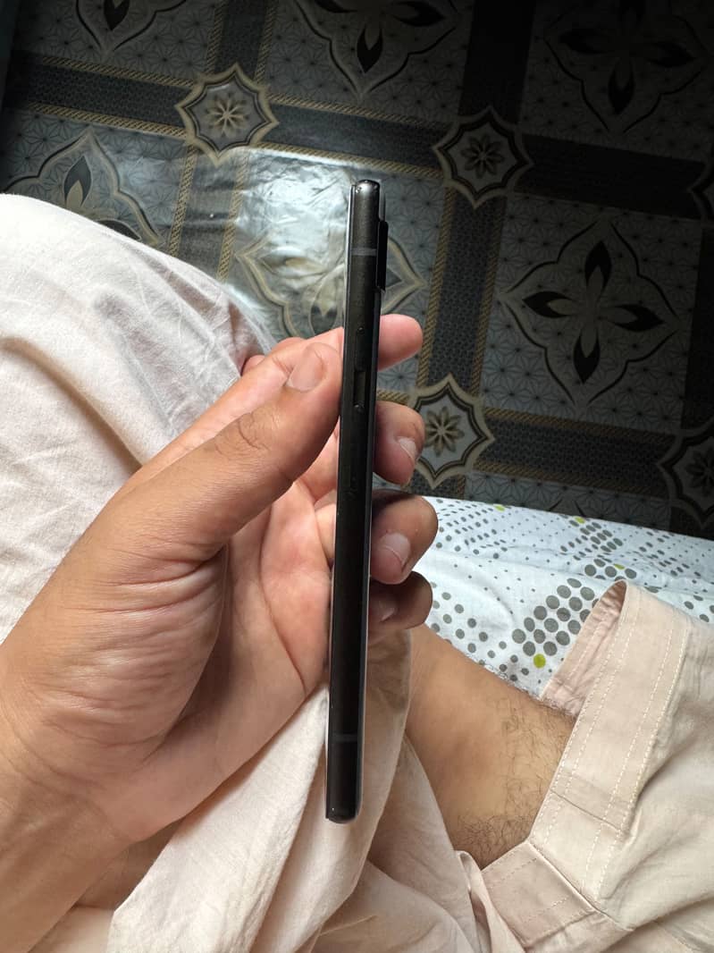 Google Pixel 6a 5