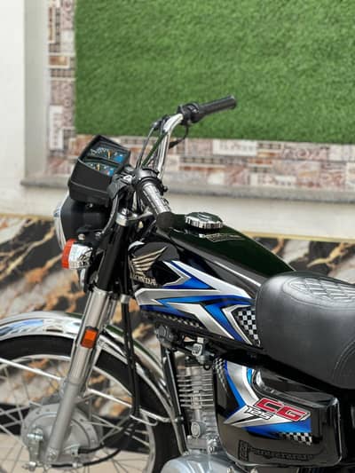 HONDA CG 125 BRAND NEW CONDITION