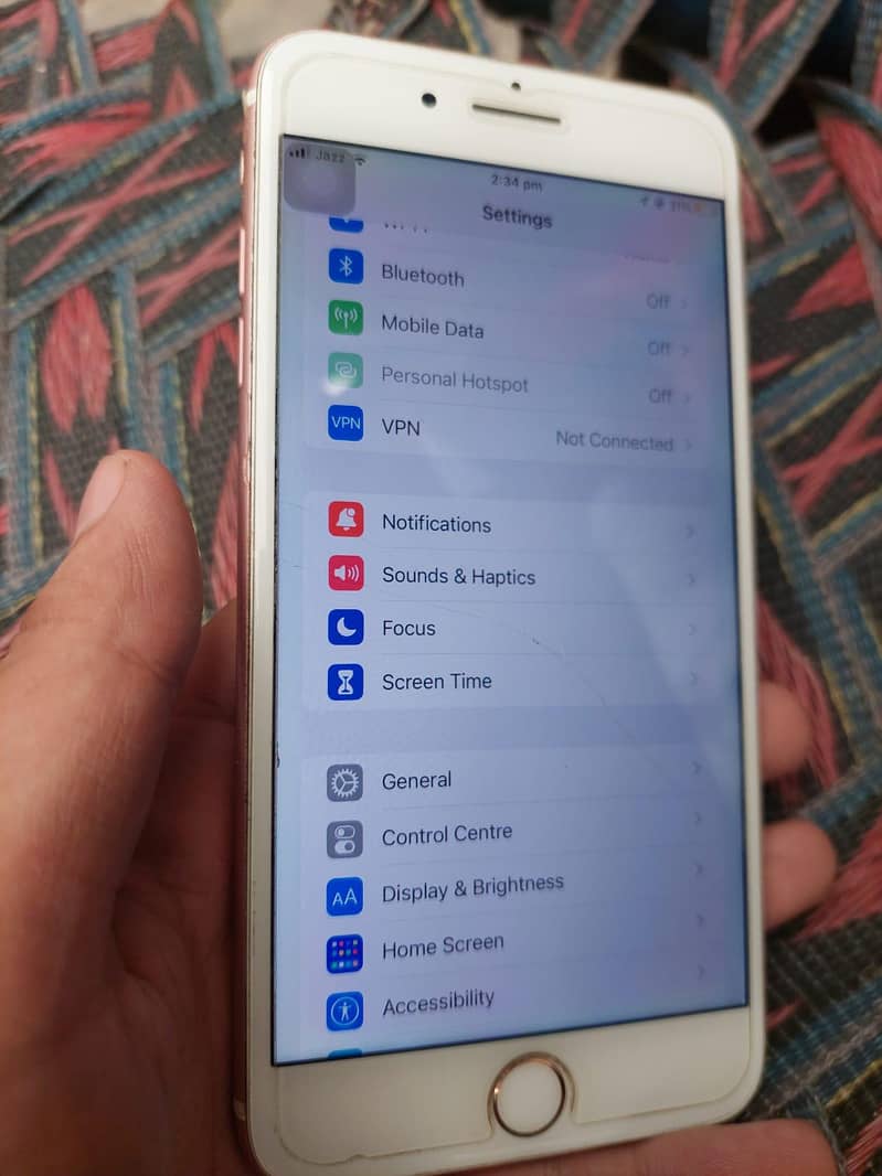 Apple iPhone 7 Plus 0