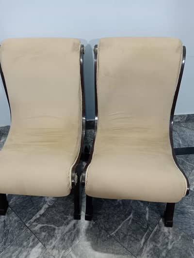 Bedroom chairs set
