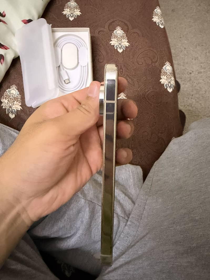 Google Pixel 10 Pro 8