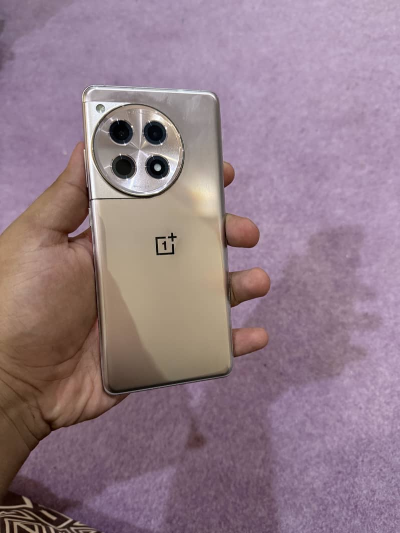 One Plus 12R 0