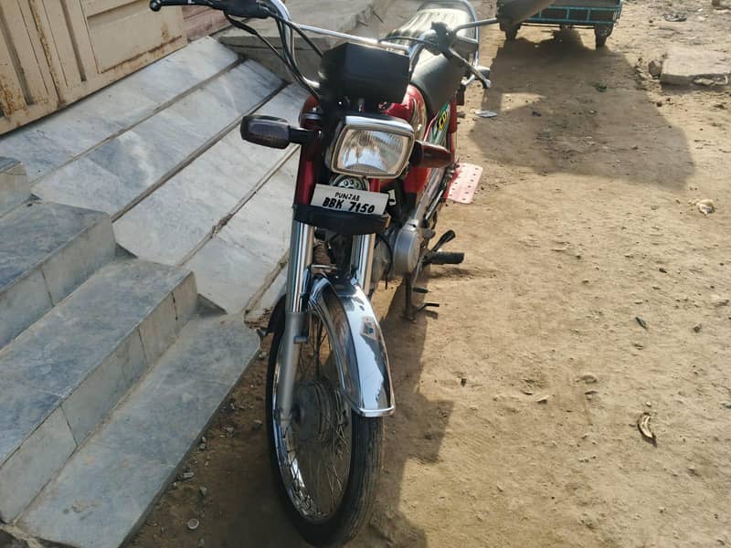 Honda cd70 4