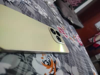 Infinix Smart 8 Pro