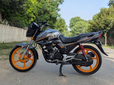 CB150F silver special edition bike