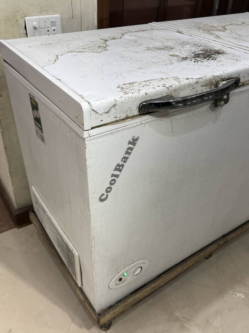 Waves fridge & freezer 0
