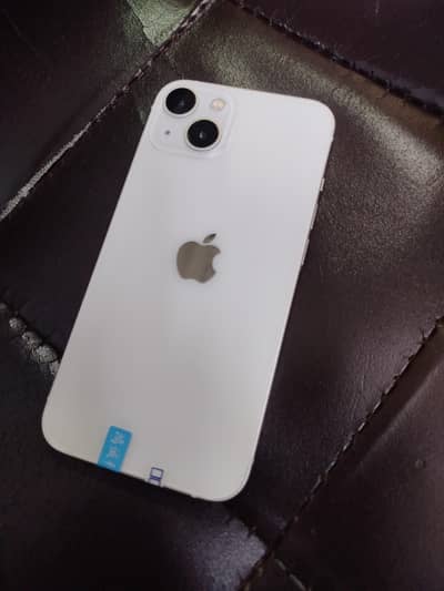 Apple iPhone 13