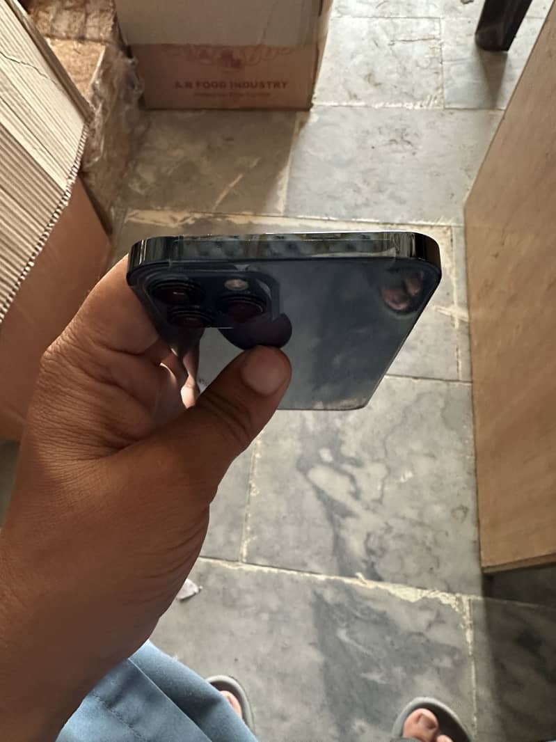 Apple iPhone 12 Pro Max 5