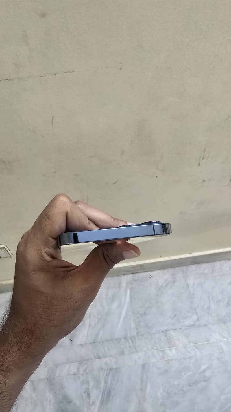 Apple iPhone 12 Pro Max 8