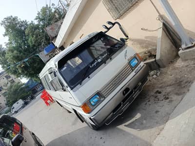 MAZDA E-2200 1993 reg 1995