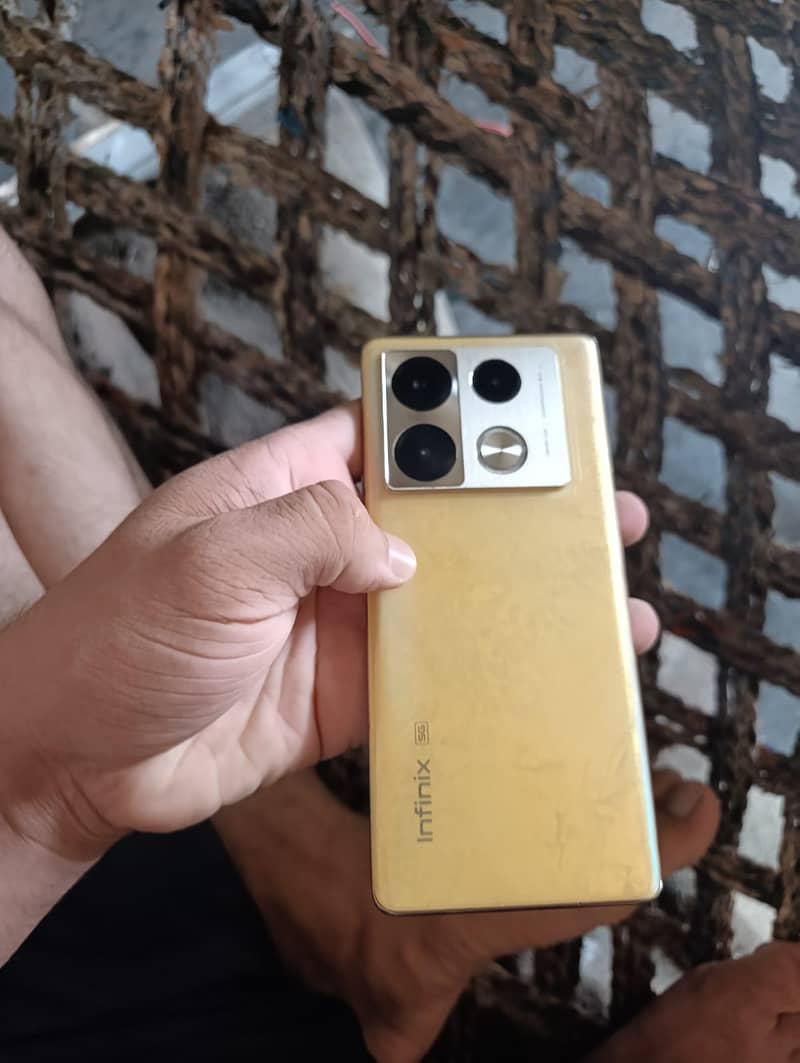Infinix Note 40 Pro 1