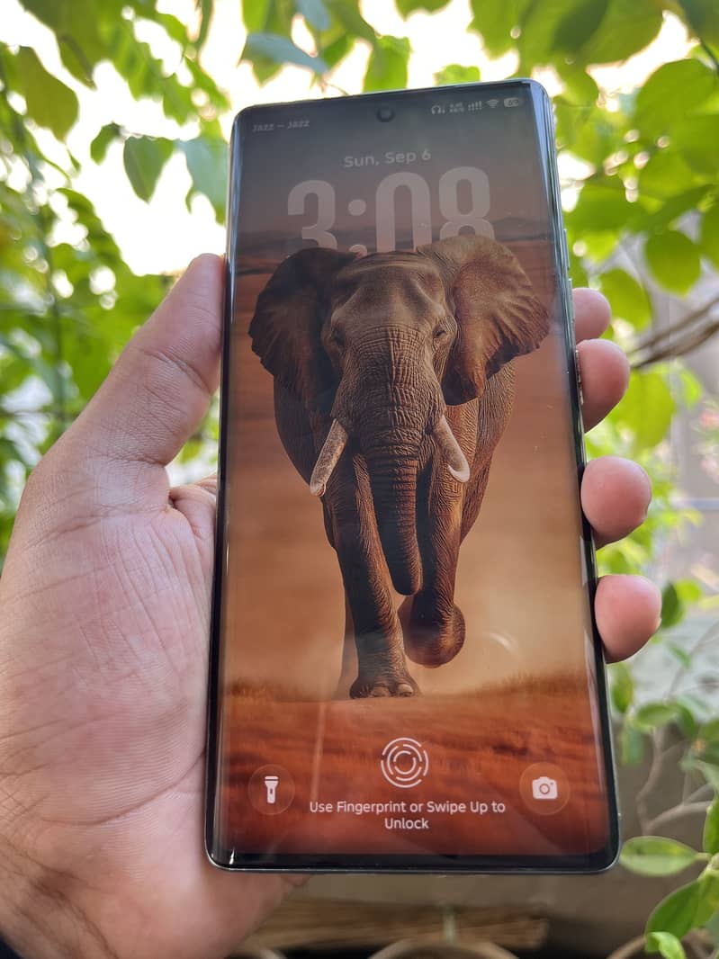 Tecno CAMON 40 Pro 1
