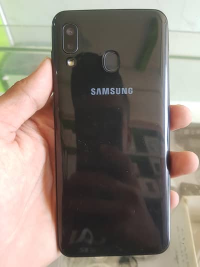 Samsung Mobile A20