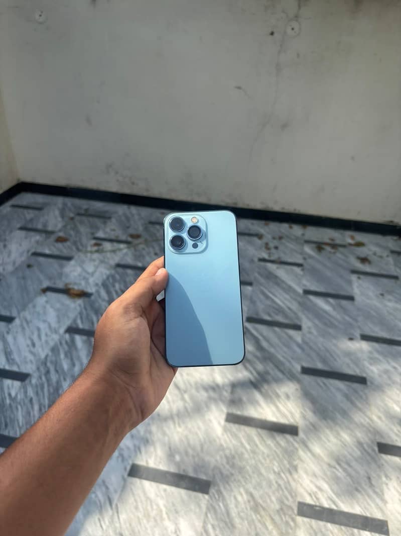 Apple iPhone 13 Pro 9