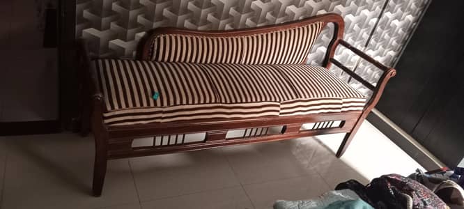 Sofa Seethe for Sale