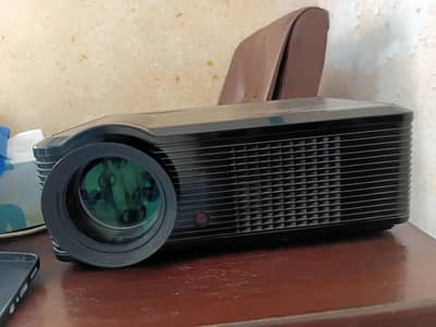 DP-POWER Projector For Sale Urgent Sale in REASONABLE PRICE