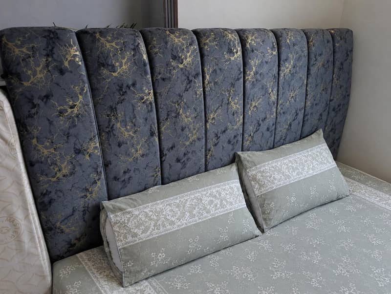 double bed 0
