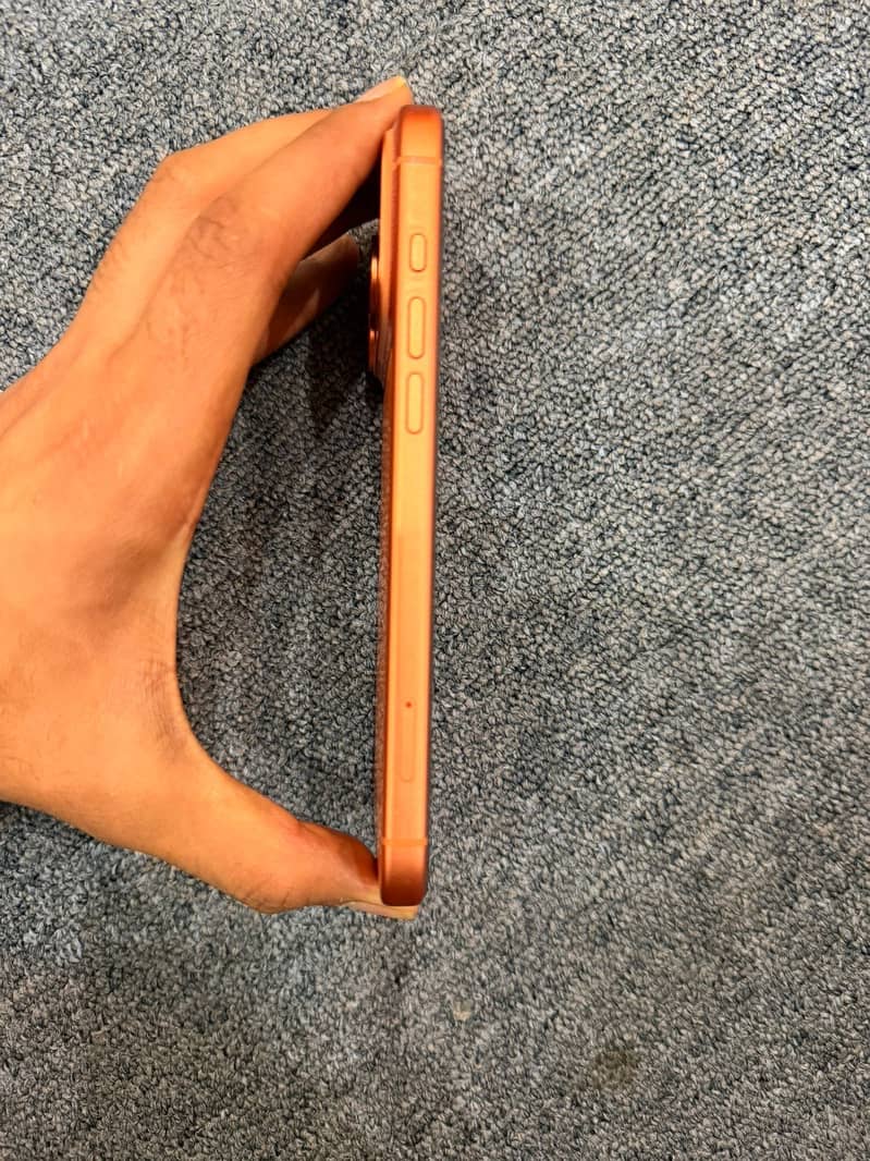 Apple iPhone 17 Pro Max 1
